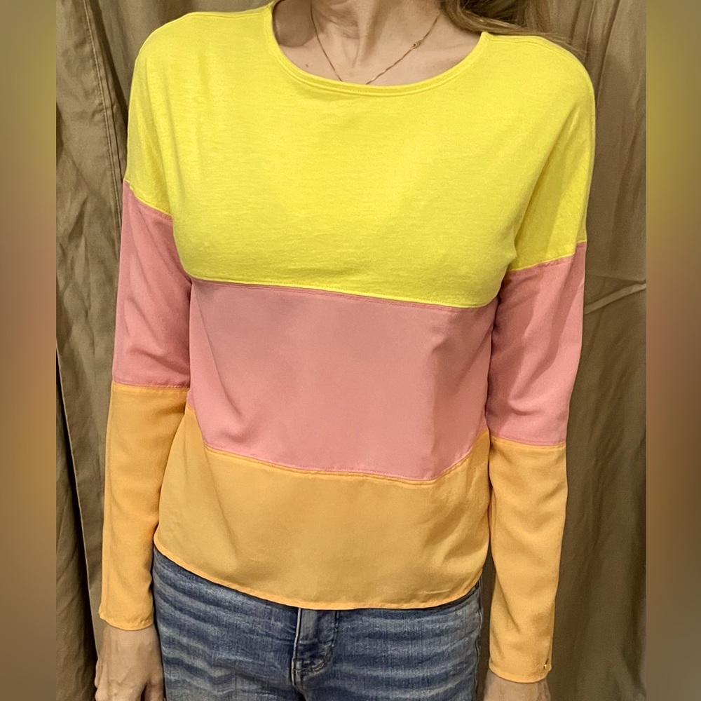 Tommy Hilfiger long-sleeve blouse. GREAT CONDITION. Girl’s size L (12/14)